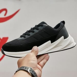 primary-black-sports-shoes-for-men-1