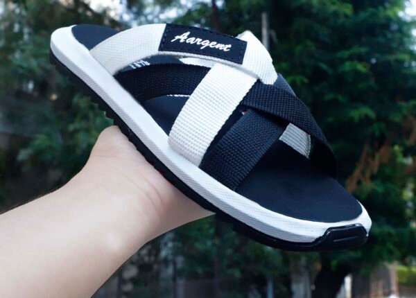 primary-black-white-slippers-for-men-1