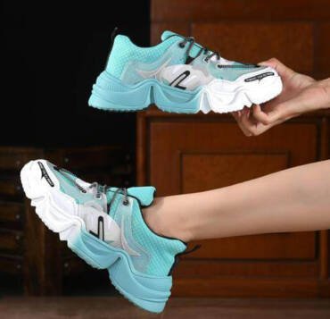 which are the best Sports shoes for women